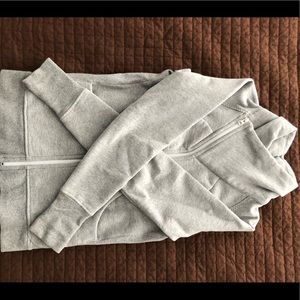 Lululemon Asymmetrical Zipper Sweatshirt - size 6